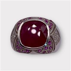Lady's Silver Ring with Ruby Red Stone 5.3dwt Size:7